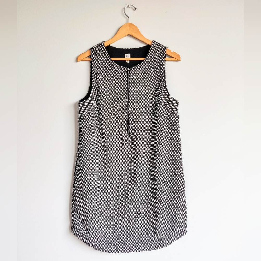 NWOT Gap Preppy Black and White Checkered Sleeveless Shift Dress sz. S